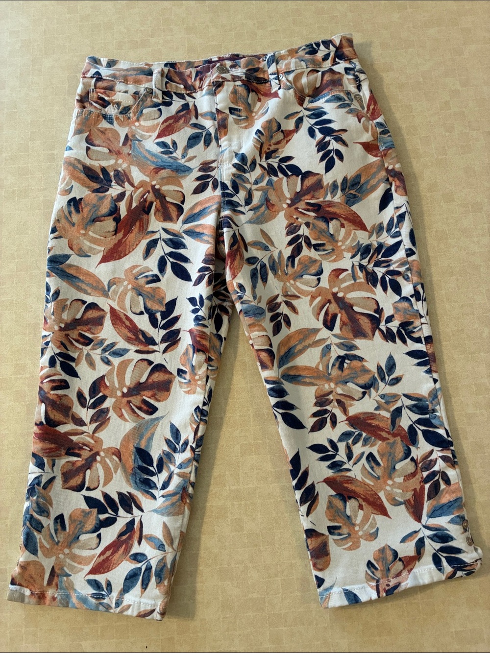 Gloria Vanderbilt Leaf Print Denim Peddle Pushers 6P